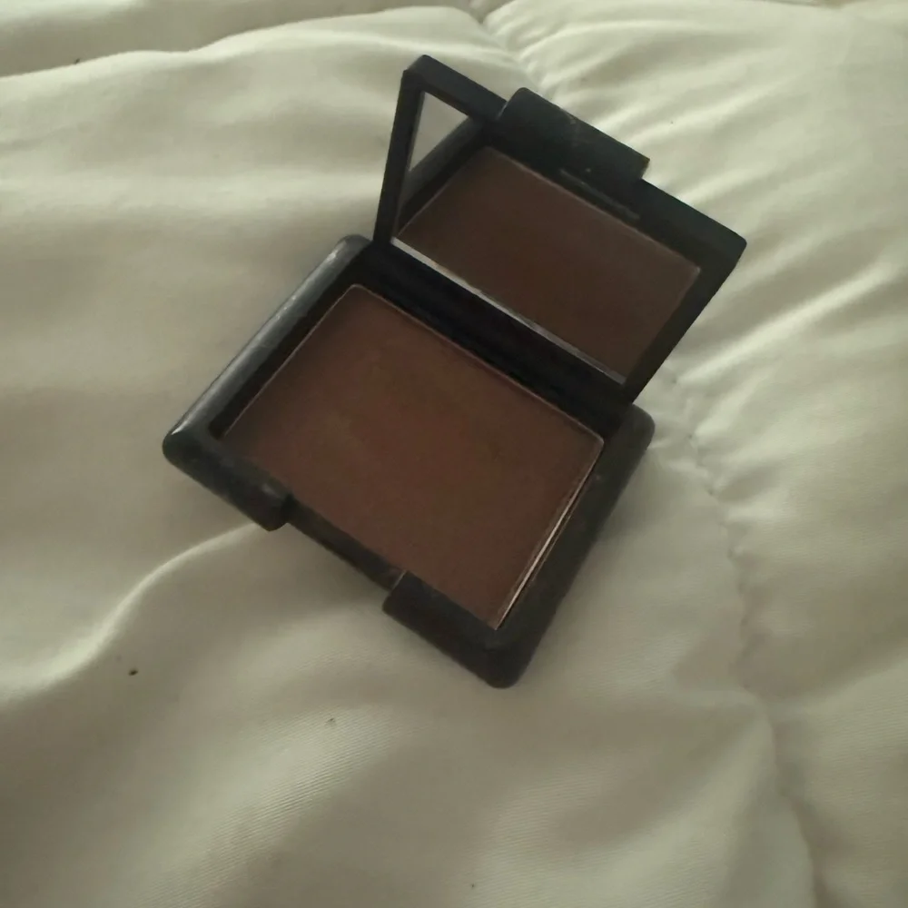 NARS Single Eyeshadow •Fez/Brown • Full Size • Like New Discontinued Formula